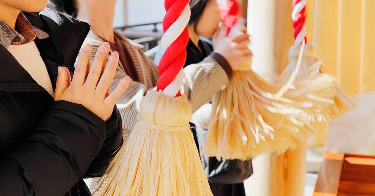 【2021年】初詣の参拝には正しい作法をご存知ですか?詣でることの意味と正しい作法・マナーとは